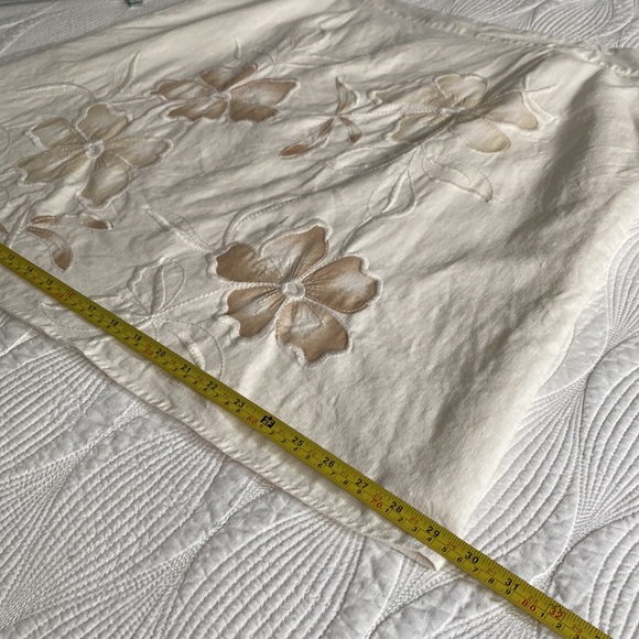 EUC Penningtons linen blend cream floral embroidered skirt - Picture 7 of 8